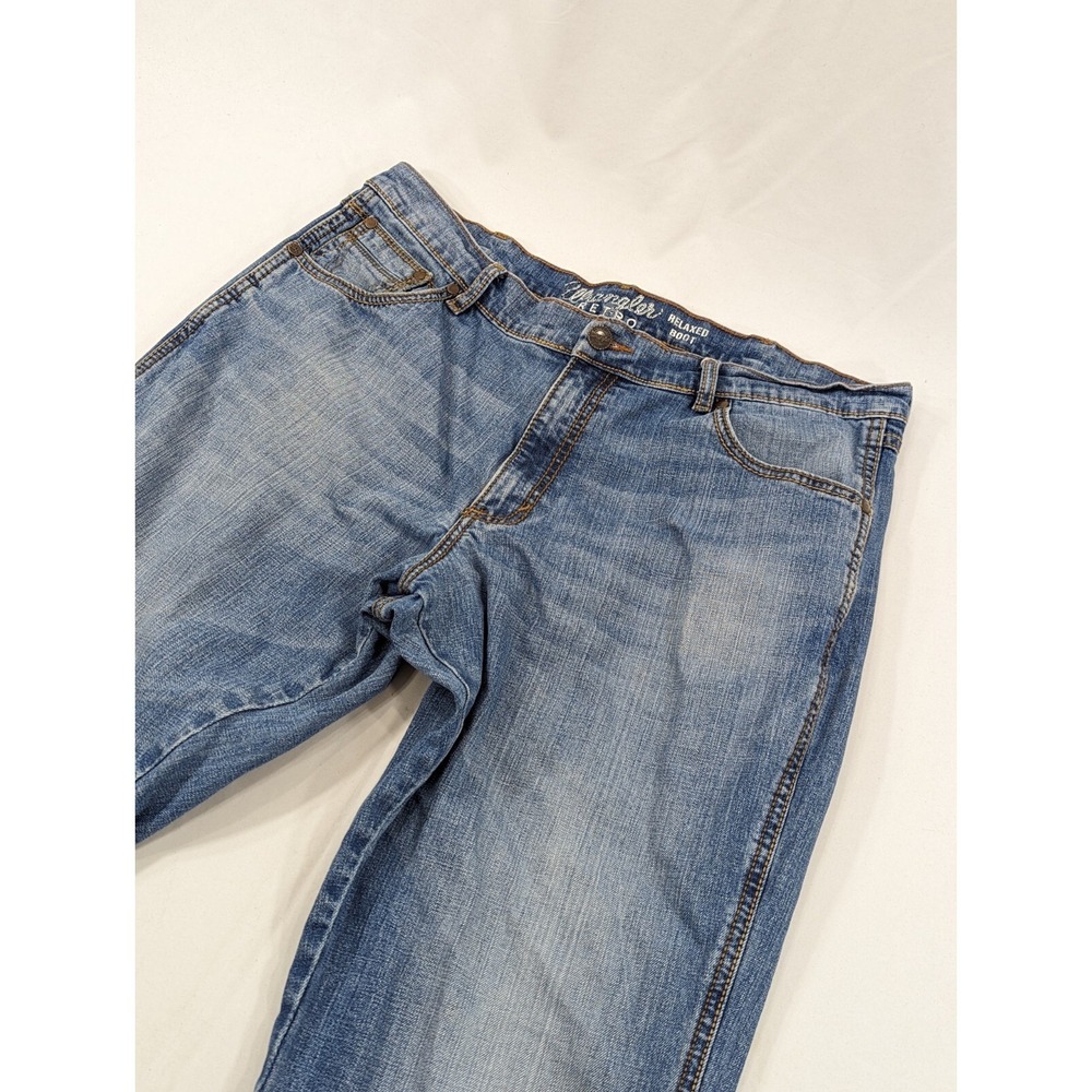 Wrangler Jeans Mens 38x33 (38x34 Tag) Light Blue Relaxed Boot Cut Retro Cowboy